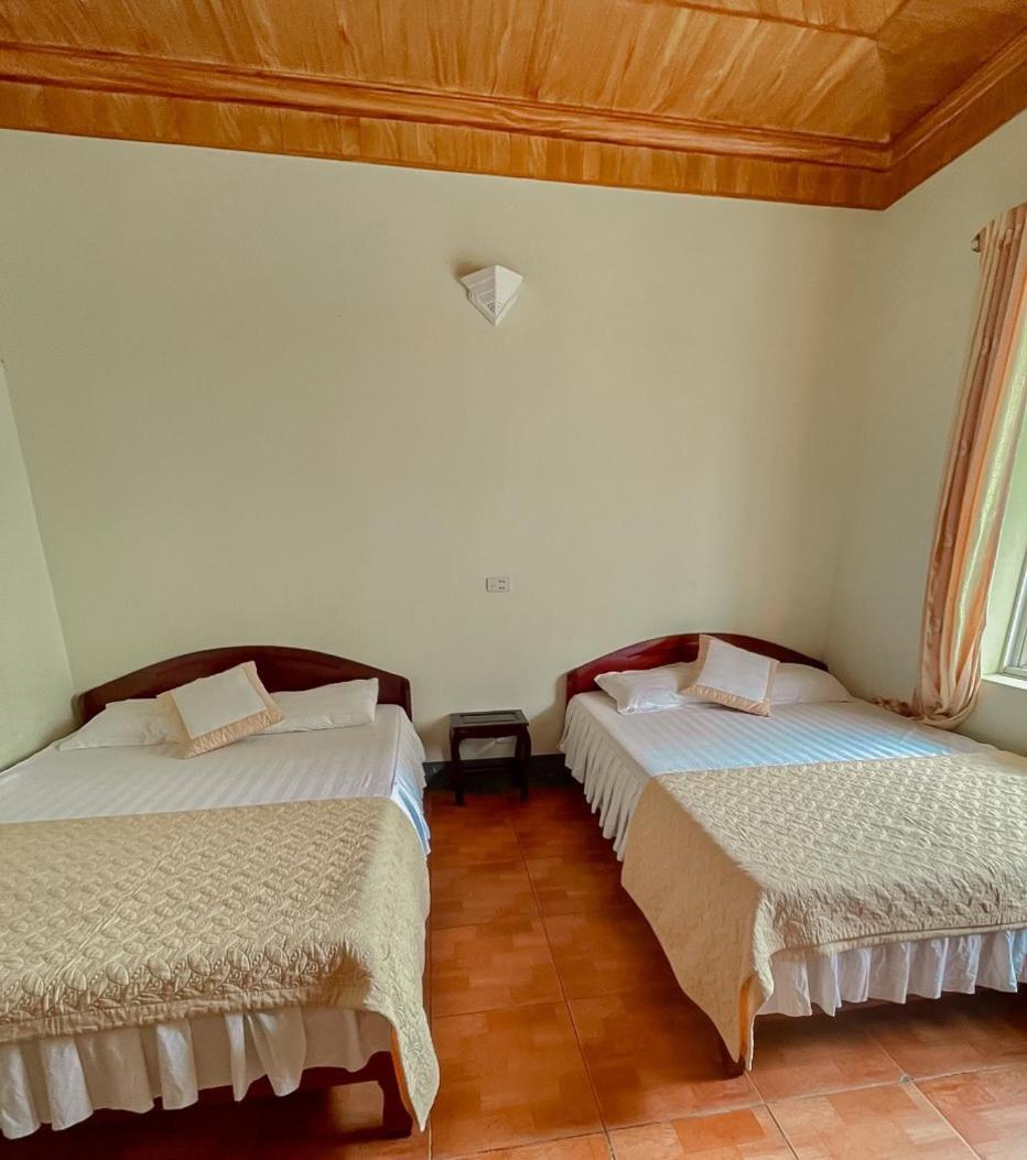 New Sky Hotel Куало Екстер'єр фото